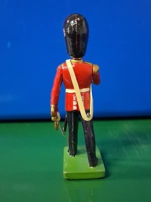 1990 Britains English Guard Metal Soldier- Made In England- 2 3/8” Tall - Thumbnail 3