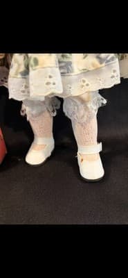 Brinn's Collectible Doll. Vintage - Thumbnail 3