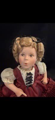 THE SHIRLEY TEMPLE "DIMPLES" DOLL BY ELKE HUTCHENS Excellent Condition - Thumbnail 2