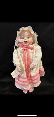 Ashton Drake Knowles "Sarah" Porcelain Doll Picture Perfect Babies Yolanda Bello - Thumbnail 2