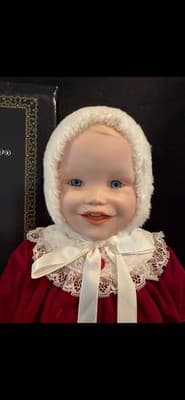 Jennifer Porcelain Doll Ashton Drake Yolanda - Thumbnail 2