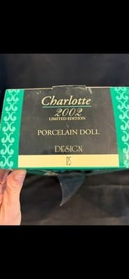 Porcelain Doll Charlotte 2002 Limited Edition Used - Thumbnail 3