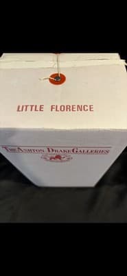 Little Florence Nightingale Doll Original Box Ashton Drake Born to be Famous - Thumbnail 6