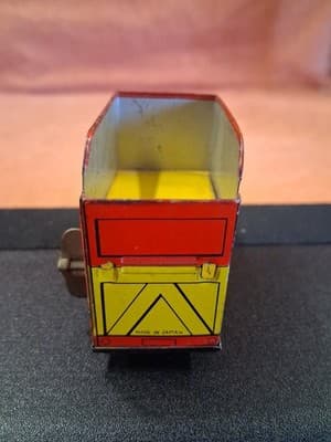 Vintage 1950’s Japan Small Tin Litho Garbage Truck Windup Tin Toy As Is - Thumbnail 4