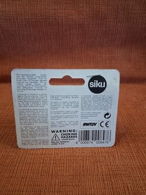 Siku Super Serie 0847 Massey Ferguson die cast tractor NIP NOS - Thumbnail 3