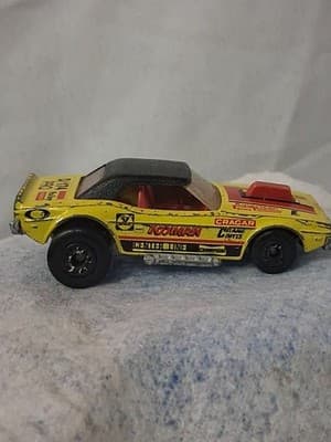 Vintage 1975 MATCHBOX DODGE CHALLENGER "TOYMAN" Die Cast Car - Thumbnail 5