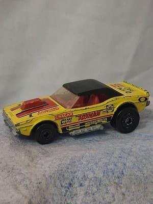 Vintage 1975 MATCHBOX DODGE CHALLENGER "TOYMAN" Die Cast Car - Thumbnail 3