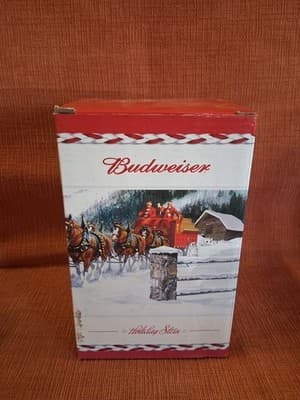 Budweiser Holiday Stein 2010 Dashing Through The Snow With Original Box - Thumbnail 2