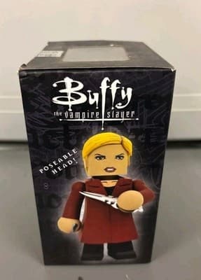 Graduation Day Buffy Vampire Slayer Vinimate Halloween ComicFest 2020 exclusive - Thumbnail 3