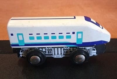 Vintage Wooden Magnetic White Train Engine - Brio Imaginarium Thomas Compatable - Thumbnail 5