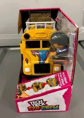 Tech Deck Sk8 Crew Ultra Sk8 Bus & Storage Playset - Thumbnail 4