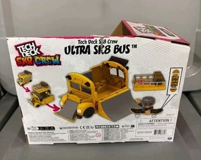 Tech Deck Sk8 Crew Ultra Sk8 Bus & Storage Playset - Thumbnail 3