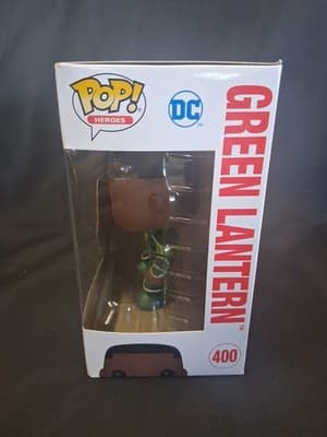 G6 Funko Pop DC Green Lantern Vinyl Figure # 400 - Thumbnail 5