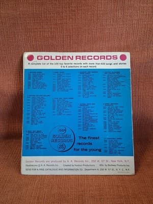Vintage Golden Record MY FIRST ALPHABET SONG 45rpm 1959 - Thumbnail 2