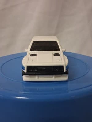 Hot Wheels 2023 Ford Escort RS 2000 White Loose - Thumbnail 3