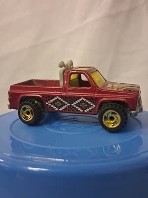 Hot Wheels Bywayman Red Chevrolet Pickup Truck 1:64 Diecast Gold Wheels 1977 - Thumbnail 3