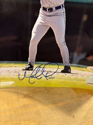 Mark Quinn Autographed Signed 8x10 Photo - MLB Kansas City Royals - Thumbnail 2