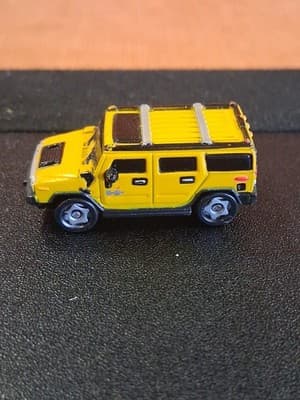 Playmates Speedeez H2 Hummer Yellow Micro Vehicle - Thumbnail 3