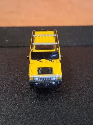Playmates Speedeez H2 Hummer Yellow Micro Vehicle - Thumbnail 2