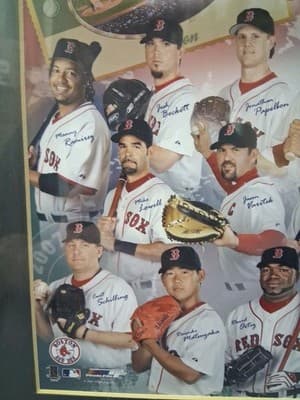 collectable 2007 Boston Red Sox World Series Team Photo W/ facsimile Signatures - Thumbnail 2