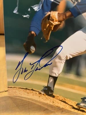 Tom Gordon Signed Autographed 8 x 10 Photo Kansas City Royals pitching A1A1 - Thumbnail 2