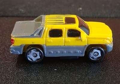 Vintage 2003 Playmates Speedeez Chevy Avalanche Roller Ball Car Micro Yellow - Thumbnail 3