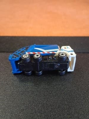 Hasbro Micro Machines City Streets Garbage Truck - Thumbnail 6