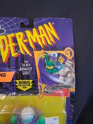 Toy Biz Spider-Man New Animated Series Mysterio Mist Squirting Action! - Thumbnail 4