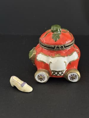 Porcelain Cinderella Pumpkin Coach Hinged Lid Trinket Box Glass Slipper Trinket