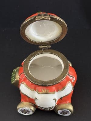 Porcelain Cinderella Pumpkin Coach Hinged Lid Trinket Box Glass Slipper Trinket - Thumbnail 3
