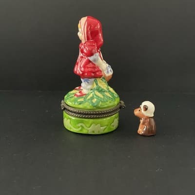 Trinket Box Porcelain Little Red Riding Hood w/ Wolf In Sheep’s Clothing Trinket - Thumbnail 4
