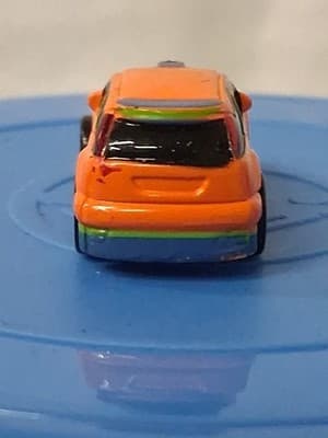 PLAYMATES 2002 SPEEDEEZ ORANGE FORD FOCUS MICRO SIZE RARE 🔥 - Thumbnail 4