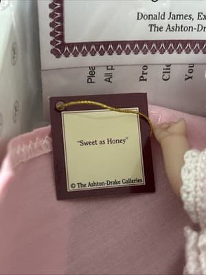 Vintage Ashton Drake Miniture Doll. In Original Box"Sweet as honey" - Thumbnail 3