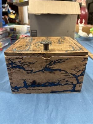 High Voltage Wood Art, Electrocuted Burned collectible, trinket box - Thumbnail 3