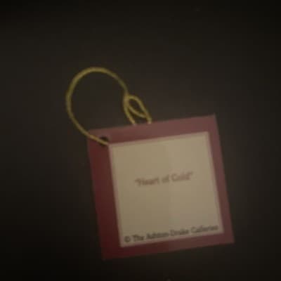 Ashton Drake Galleries Heart of Gold Doll Sweet as You Please Collection 2008 - Thumbnail 2