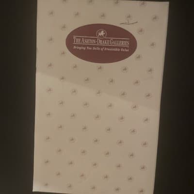 The Ashton-Drake Gallaries Pretty as a Picture Vinyl Newborn In Box With COA - Thumbnail 6