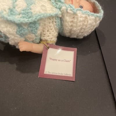 Ashton Drake Galleries Happy As A Clam 5" Doll in Original Box by Dorothy Steven - Thumbnail 6