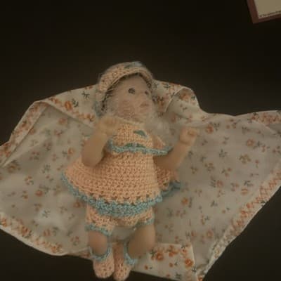 Ashton Drake Galleries Heart of Gold Doll Sweet as You Please Collection 2008 - Thumbnail 4