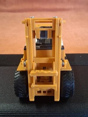 VINTAGE JAPAN KOMATSU FORKLIFT FD40 RARE, INCOMPLETE - Thumbnail 13