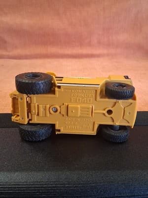 VINTAGE JAPAN KOMATSU FORKLIFT FD40 RARE, INCOMPLETE - Thumbnail 15