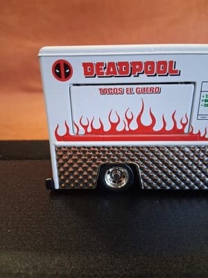 Deadpool Taco Truck - White - Diecast Metal - 1:32 Scale - Thumbnail 2