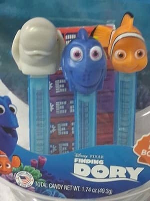New PEZ dispensing Finding Dory Fish Bowl Set - Thumbnail 2