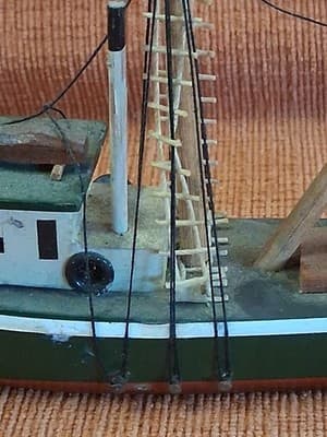 WOOD FISHING BOAT FIGURINE 5" x 4" CAPE COD - Thumbnail 9