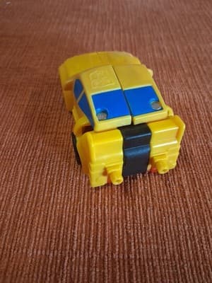 Transformers 2002 McDonald's Bumblebee 3.5" Figure Car Happy Meal Toy Hasbro - Thumbnail 3