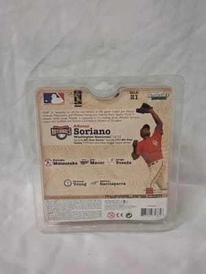 Alfonso Soriano Action Figure MLB McFarlane Series 21 Red Uniform VARIANT - Thumbnail 4