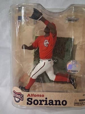 Alfonso Soriano Action Figure MLB McFarlane Series 21 Red Uniform VARIANT - Thumbnail 2