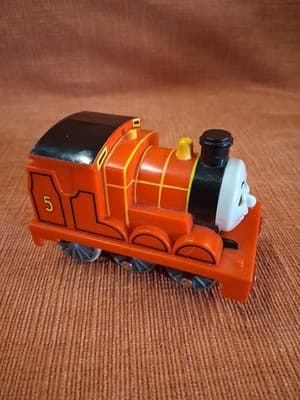 James The Red Engine Thomas The Train 2004 Tomy Pull & Go Plastic Friction Toy - Thumbnail 3