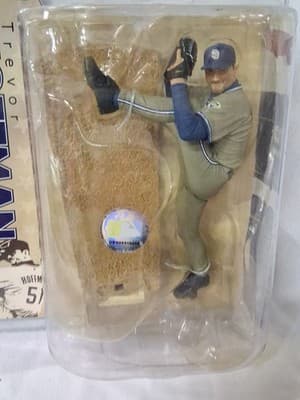 McFarlane's MLB Trevor Hoffman Series 18 Sportspicks Figure San Diego Padres New - Thumbnail 2