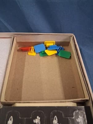 Space 1999 - Milton Bradley Board Game TV Series Complete Vintage! Unpunched - Thumbnail 4
