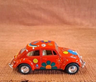 New 5" Kinsmart 1967 Volkswagen Beetle w/ Flowers Decals Diecast Model 1:32 Red
